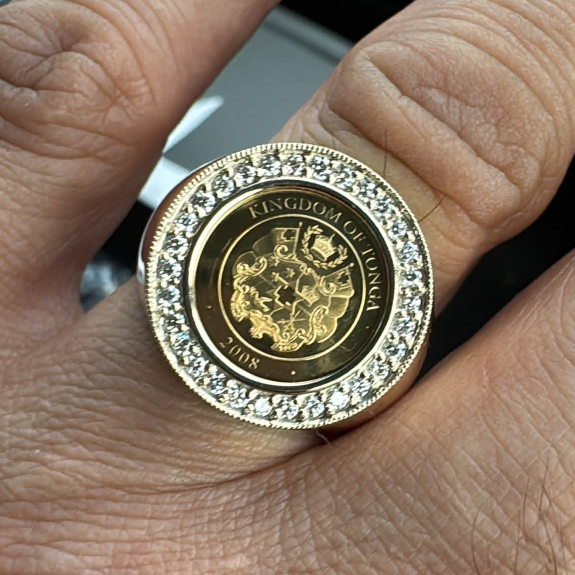 9ct Gold Tongan Ring with Diamonds