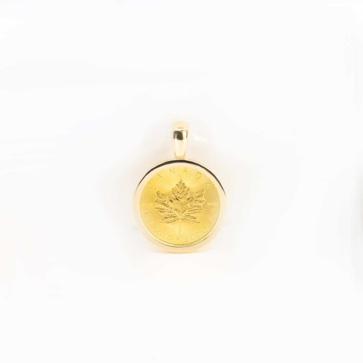 Canada Leaf Pendant Fine Gold