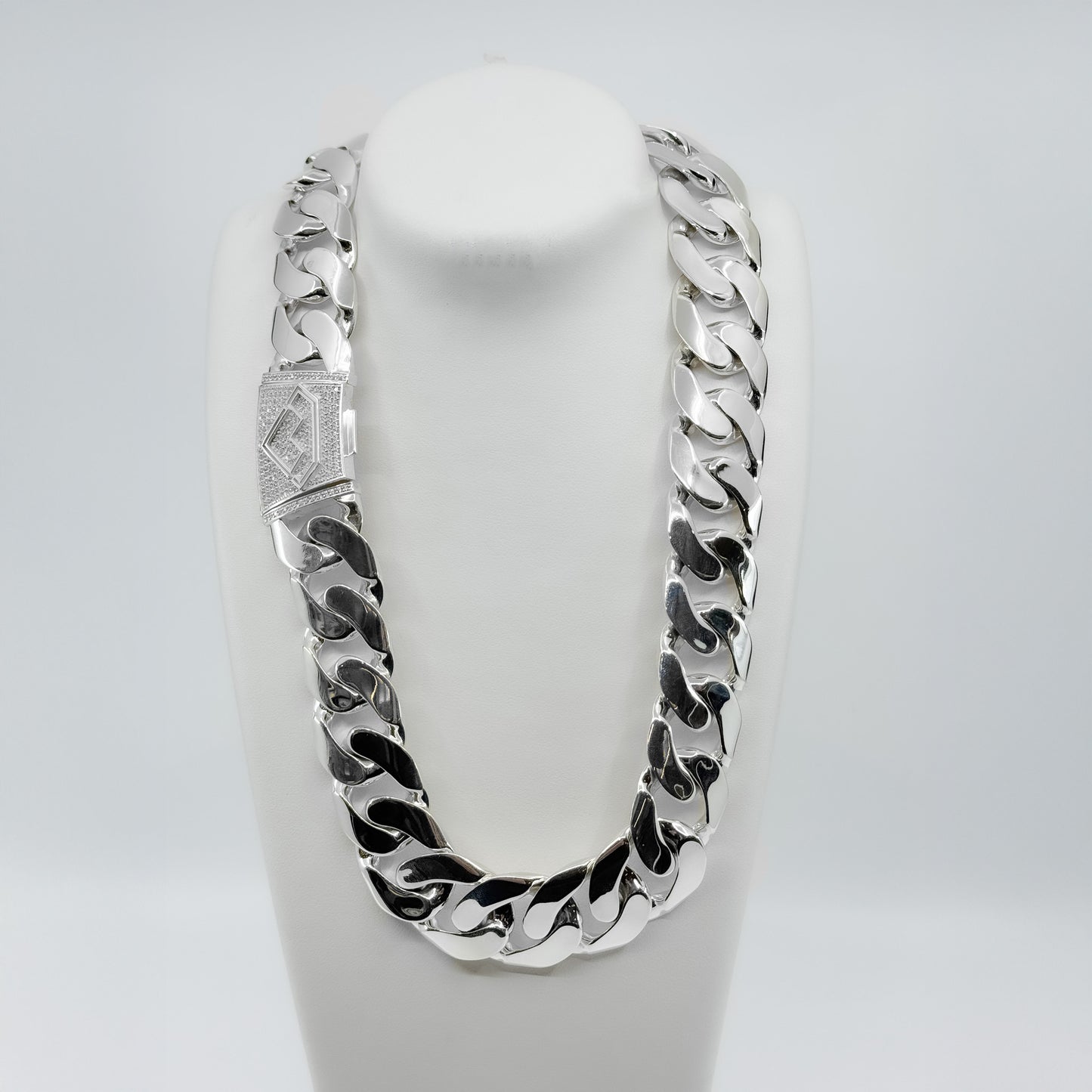 Silver Monster Chain 26mm With Custom Mr Money Clasp
